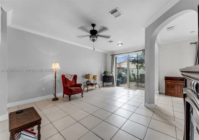 Photo 4 of Townhouse for sale at 27293 SW 138th Path, Homestead, FL 33032 | MLS# A12082350 | Listing updated on 2026-09-18