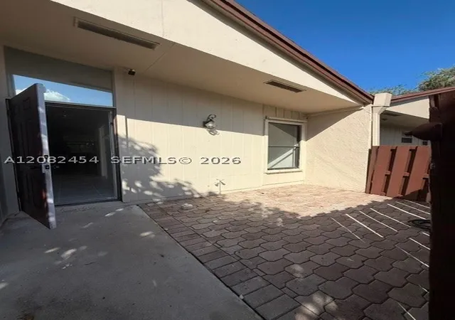 Photo 3 of Townhouse for sale at 22583 Vistawood Way, Boca Raton, FL 33428 | MLS# A12082454 | Listing updated on 2026-09-04