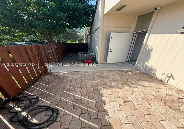 Photo 4 of Townhouse for sale at 22583 Vistawood Way, Boca Raton, FL 33428 | MLS# A12082454 | Listing updated on 2026-09-04