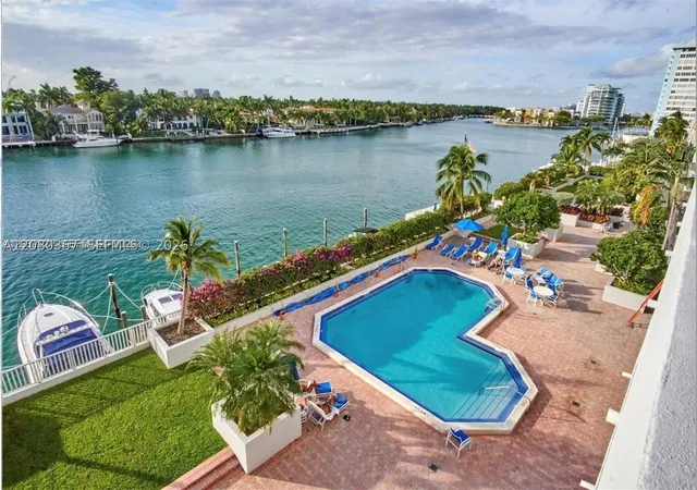 Photo 3 of Condo for sale at 5700 Collins Ave #8M, Miami Beach, FL 33140 | MLS# A12080367 | Listing updated on 2026-09-03