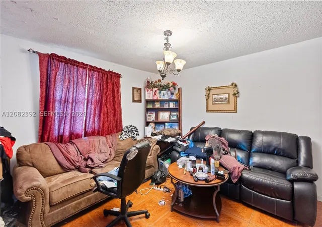 Photo 4 of Sale Pending at 1885 NW 113th Terrace, Miami, FL 33167 | MLS# A12082392 | Listing updated on 2026-09-22