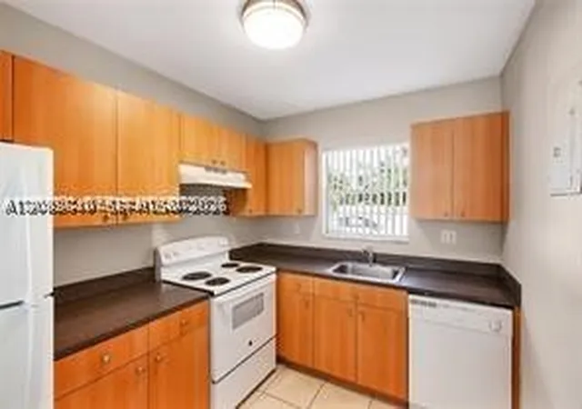 Photo 2 of Condo for sale at 4841 Nw 9th Drive #4841, Plantation, FL 33317 | MLS# A12082640 | Listing updated on 2026-09-04