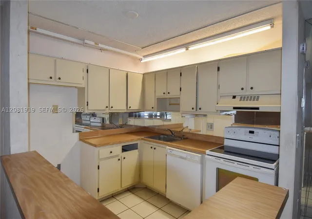 Photo 2 of Condo for sale at 10761 W Clairmont Cir #108, Tamarac, FL 33321 | MLS# A12081919 | Listing updated on 2026-09-03