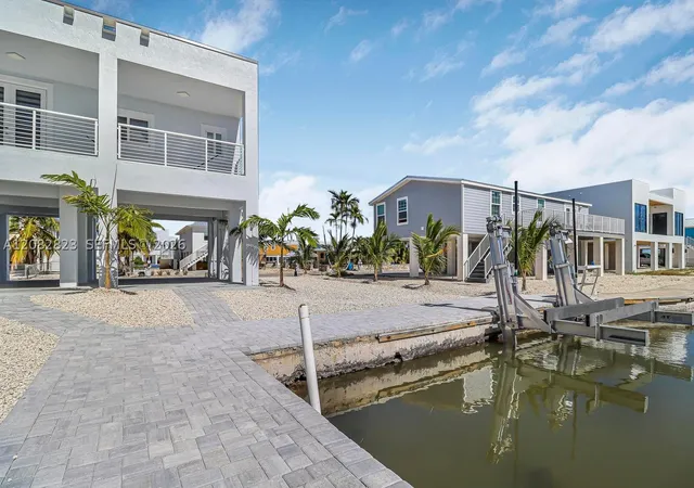 Photo 2 of Single family home for sale at 31450 Ave G, Big Pine, FL 33043 | MLS# A12082823 | Listing updated on 2026-09-04