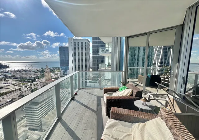 Photo 3 of Condo for sale at 851 Ne 1st Avenue #2605, Miami, FL 33132 | MLS# A12082045 | Listing updated on 2026-09-10