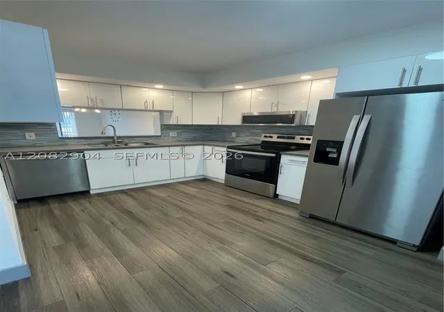 Photo 4 of Condo for sale at 701 SW 141st Avenue #110R, Pembroke Pines, FL 33027 | MLS# A12082904 | Listing updated on 2026-09-04