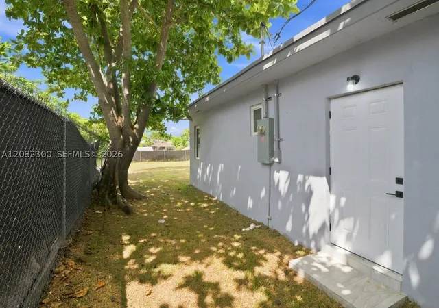 Photo 17 of Single family home for sale at 10219 SW 184th Street, Cutler Bay, FL 33157 | MLS# A12082300 | Listing updated on 2026-10-06
