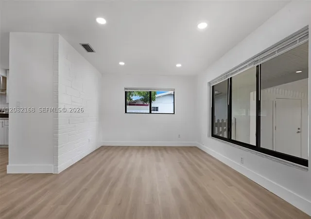 Photo 4 of Single family home for sale at 12010 SW 177th Terrace, Miami, FL 33177 | MLS# A12082168 | Listing updated on 2026-09-15