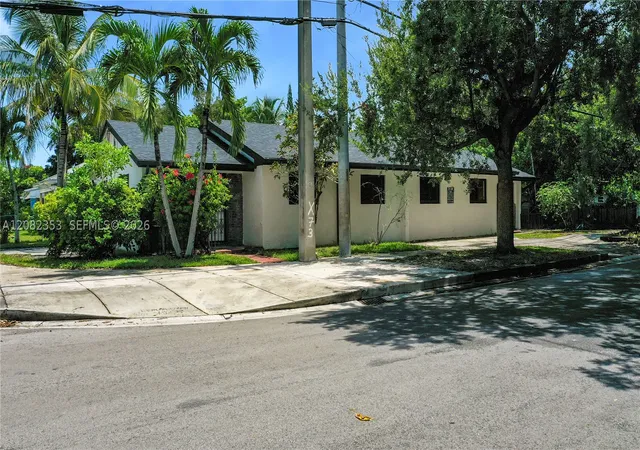 Photo 3 of Multi family home for sale at 3471/3473 Plaza St, Miami, FL 33133 | MLS# A12082353 | Listing updated on 2026-09-16