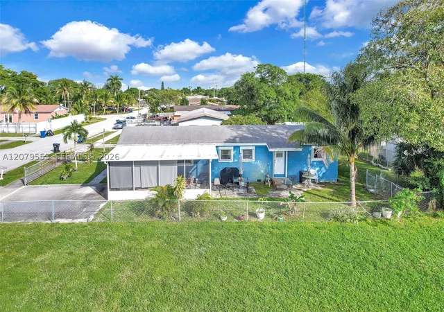 Photo 4 of Single family home for sale at 2760 NW 23rd Street, Fort Lauderdale, FL 33311 | MLS# A12079553 | Listing updated on 2026-09-06