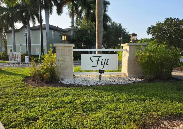 Photo 1 of Townhouse for sale at 132 Se 28th Place #7, Homestead, FL 33033 | MLS# A12083044 | Listing updated on 2026-09-04