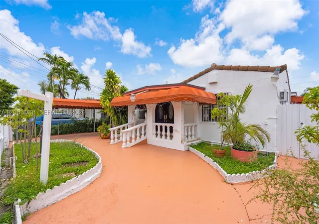 Photo 3 of Single family home for sale at 615 Sw 62nd Court, Miami, FL 33144 | MLS# A12083088 | Listing updated on 2026-09-04