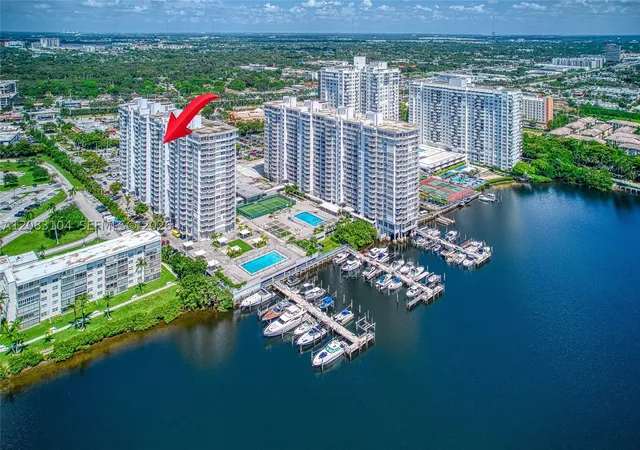 Photo 2 of Condo for sale at 18021 Biscayne Blvd #1604, Aventura, FL 33160 | MLS# A12083104 | Listing updated on 2026-09-04