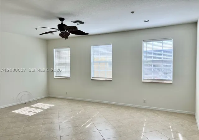 Photo 3 of Condo for sale at 123 E Royal Palm Cir #105, Jupiter, FL 33458 | MLS# A12080027 | Listing updated on 2026-09-04