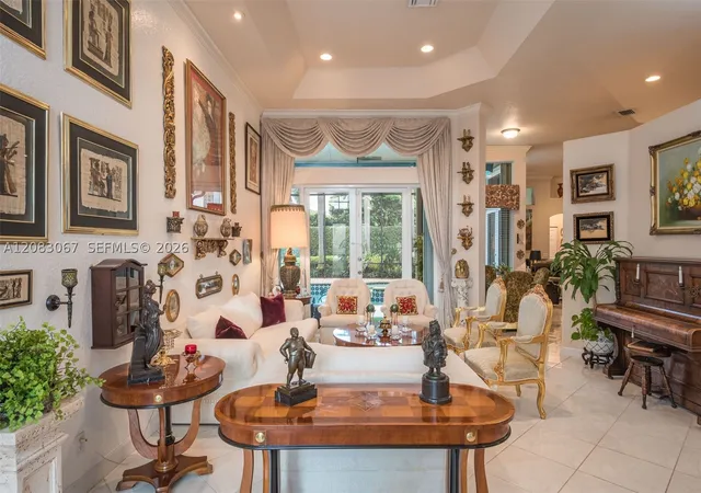Photo 3 of Single family home for sale at 2552 Jardin Ln, Weston, FL 33327 | MLS# A12083067 | Listing updated on 2026-09-04