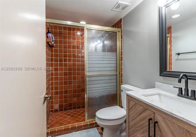 Photo 3 of Townhouse for sale at 1427 SW 109th Way, Davie, FL 33324 | MLS# A12083289 | Listing updated on 2026-09-06