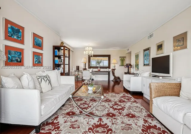 Photo 3 of Condo for sale at 500 Bayview Dr #2122, Sunny Isles Beach, FL 33160 | MLS# A12080354 | Listing updated on 2026-09-04