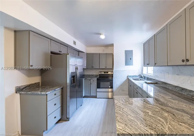 Photo 3 of Single family home for sale at 918 NW 13th Court, Fort Lauderdale, FL 33311 | MLS# A12082781 | Listing updated on 2026-09-05