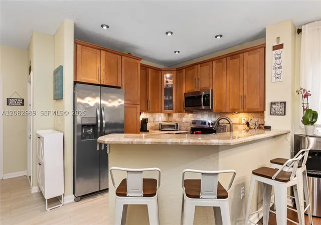 Photo 3 of Sale Pending at 5741 Isles Cir, Tamarac, FL 33321 | MLS# A12082689 | Listing updated on 2026-09-26