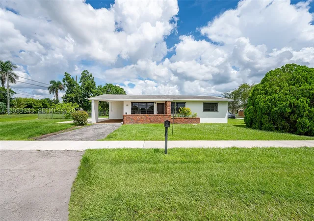 Photo 1 of Single family home for sale at 955 Nw 15th Street, Homestead, FL 33030 | MLS# A12083343 | Listing updated on 2026-09-04