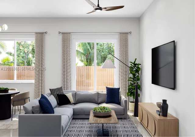 Photo 3 of Townhouse for sale at 809 Se 23 Court, Homestead, FL 33035 | MLS# A12083365 | Listing updated on 2026-09-10