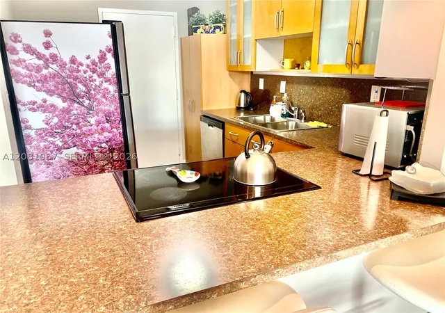 Photo 4 of Condo for sale at 10101 E Bay Harbor Dr #401, Bay Harbor Islands, FL 33154 | MLS# A12081067 | Listing updated on 2026-09-09
