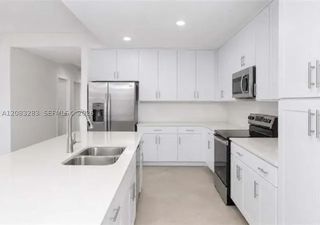 Listing Photo 5 - Condo for sale in building located at 5651 Double Eagle Cir, Ave Maria, FL 34142 - Unit #4327