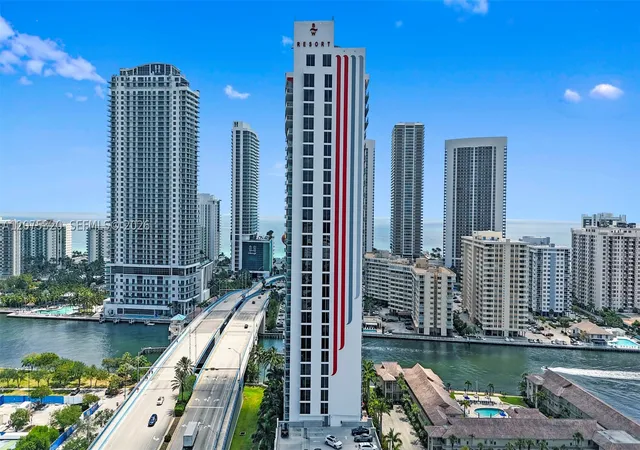 Photo 3 of Condo for sale at 2600 E Hallandale Beach Blvd #T3209, Hallandale Beach, FL 33009 | MLS# A12075320 | Listing updated on 2026-09-10