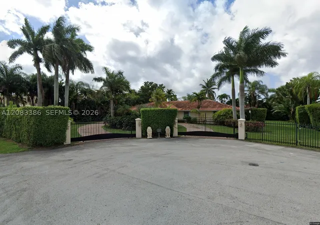 Photo 1 of Single family home for sale at 7080 Sw 98th Avenue, Miami, FL 33173 | MLS# A12083386 | Listing updated on 2026-09-04