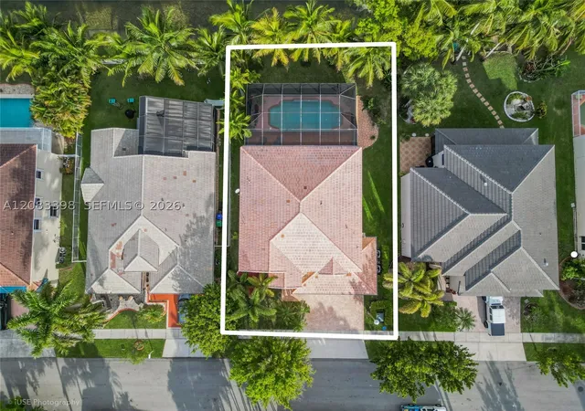 Photo 2 of Single family home for sale at 3181 Sw 173rd Terrace, Miramar, FL 33029 | MLS# A12083398 | Listing updated on 2026-09-03