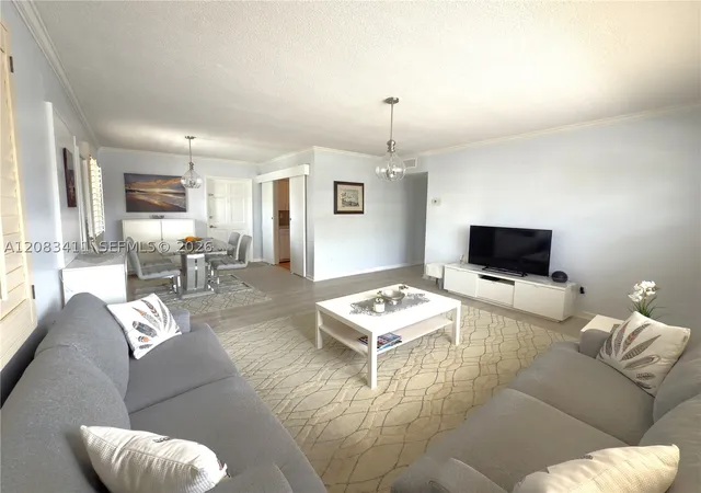 Listing Photo 5 - Condo for sale in building located at 2340 Ne 9Th St, North Lauderdale, FL 33304 - Unit #210