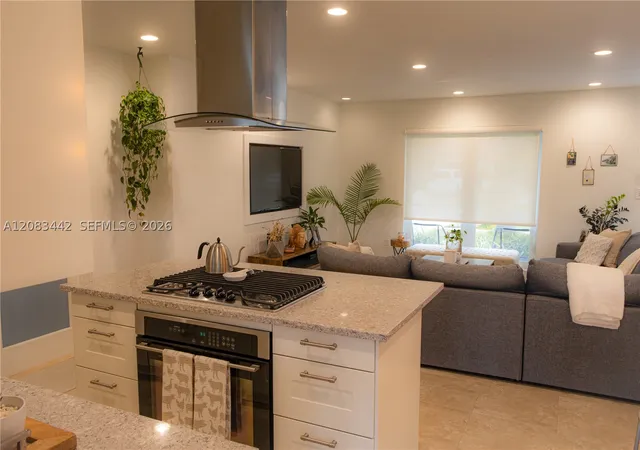 Photo 4 of Single family home for sale at 18124 SW 92nd Court, Palmetto Bay, FL 33157 | MLS# A12083442 | Listing updated on 2026-09-04