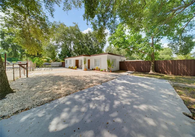 Photo 3 of Single family home for sale at 2101 Nw 93rd Terrace, Miami, FL 33147 | MLS# A12071209 | Listing updated on 2026-09-04