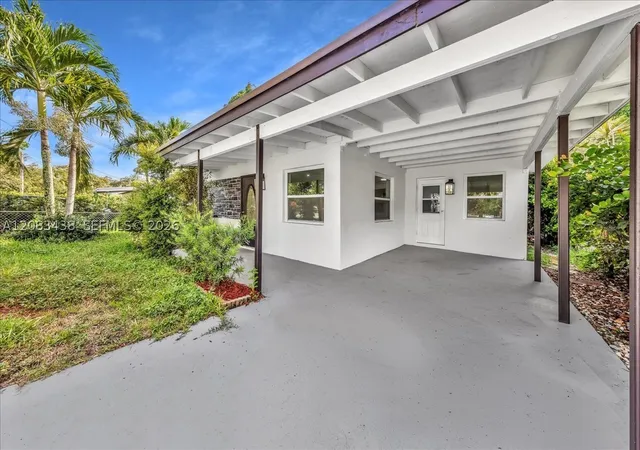 Photo 1 of Single family home for sale at 535 Nw 23rd Avenue, Fort Lauderdale, FL 33311 | MLS# A12083438 | Listing updated on 2026-09-12