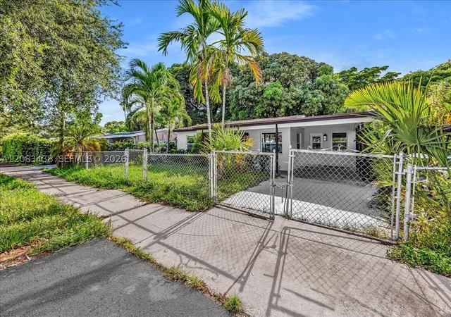 Photo 3 of Single family home for sale at 535 NW 23rd Avenue, Fort Lauderdale, FL 33311 | MLS# A12083438 | Listing updated on 2026-09-12