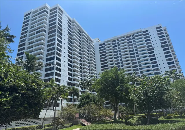 Photo 1 of Condo for sale at 2500 Parkview Dr #1109, Hallandale Beach, FL 33009 | MLS# A12083507 | Listing updated on 2026-09-21