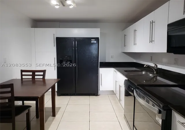 Photo 2 of Condo for sale at 3001 S Ocean Dr #527, Hollywood, FL 33019 | MLS# A12083553 | Listing updated on 2026-09-22