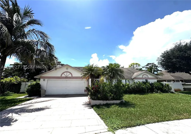 Photo 1 of Single family home for sale at 110 Hemingway Ct, Royal Palm Beach, FL 33411 | MLS# A12082779 | Listing updated on 2026-09-06