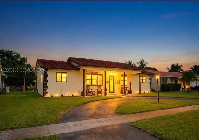 Single family home for sale at 4301 Adams St, Hollywood, FL 33021 | MLS# A12079100 | Listing updated on 2026-09-14