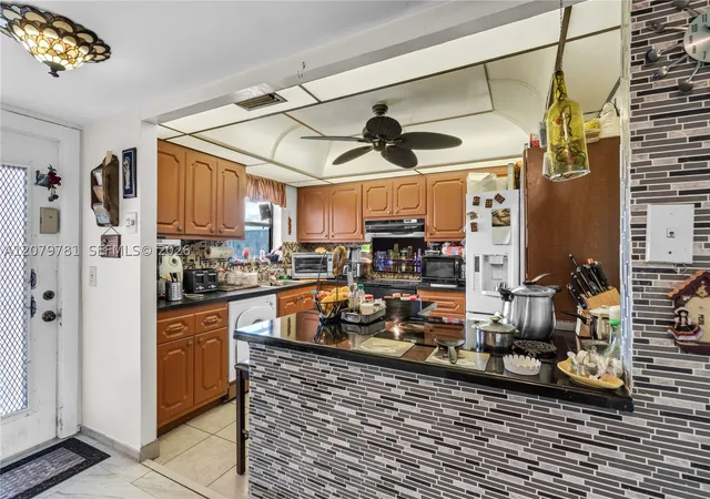 Photo 4 of Condo for sale at 10442 Sunrise Lakes Blvd #312, Sunrise, FL 33322 | MLS# A12079781 | Listing updated on 2026-09-08