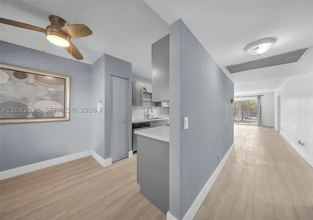 Photo 4 of Condo for sale at 1401 SW 128th Terrace #304H, Pembroke Pines, FL 33027 | MLS# A12082028 | Listing updated on 2026-09-14