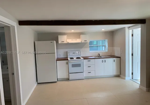821 SW 29th Court