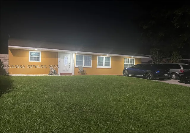 Photo 3 of Single family home for sale at 2917 NE 13th Avenue, Pompano Beach, FL 33064 | MLS# A12083660 | Listing updated on 2026-09-14