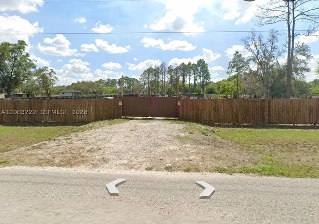 Photo 1 of Land for sale at 490 Avenida Del Sur, Clewiston, FL 33440 | MLS# A12083722 | Listing updated on 2026-09-04
