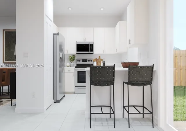 Photo 2 of Sale Pending at 2530 Se 25 Drive, Homestead, FL 33035 | MLS# A12083724 | Listing updated on 2026-09-14