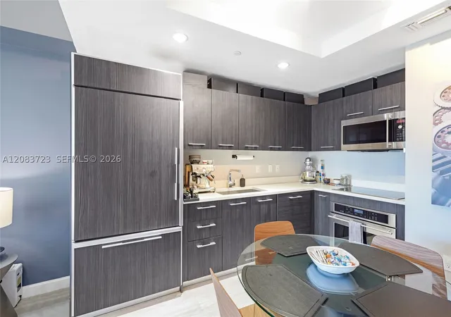 Photo 3 of Condo for sale at 45 SW 9th Street #3405, Miami, FL 33130 | MLS# A12083723 | Listing updated on 2026-09-04