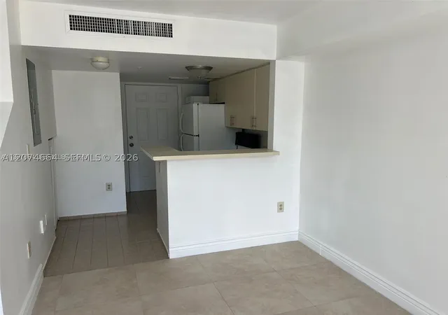 450 SW 3rd Street #15