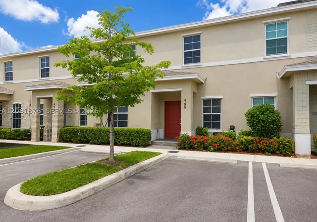 Photo 1 of Townhouse for sale at 489 Ne 4th Street, Florida City, FL 33034 | MLS# A12081876 | Listing updated on 2026-09-09