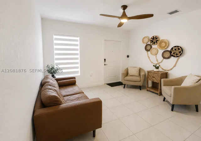 Photo 3 of Townhouse for sale at 489 Ne 4th Street, Florida City, FL 33034 | MLS# A12081876 | Listing updated on 2026-09-09