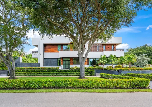 Photo 3 of Single family home for sale at 9860 Ne 5th Avenue Rd, Miami Shores, FL 33138 | MLS# A12078944 | Listing updated on 2026-09-04